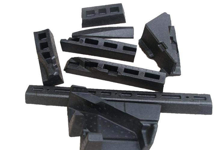 汽車(chē)零配件 汽車(chē)零配件